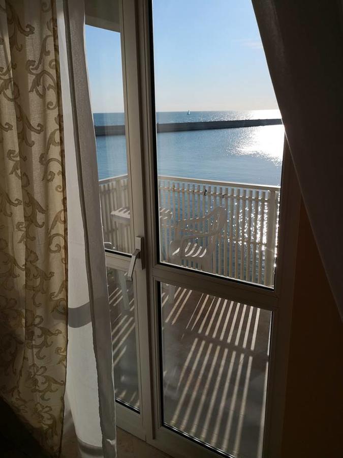 B&B La Baia Sea Rooms Μπισέλιε Εξωτερικό φωτογραφία